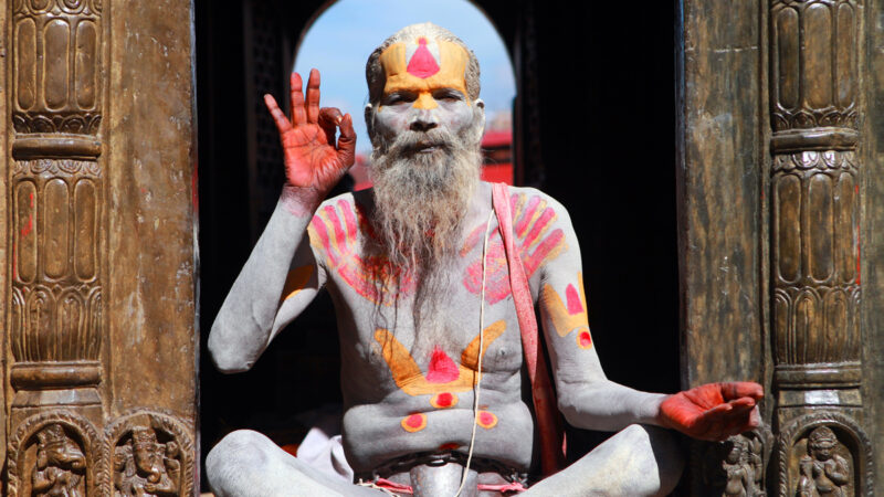 O estilo de vida de Baba é esplêndido no templo
