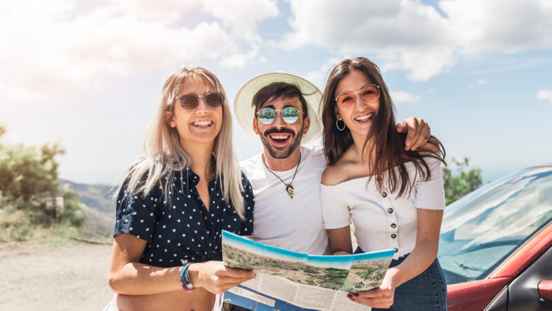 Sair com os amigos é a melhor opção para viajar