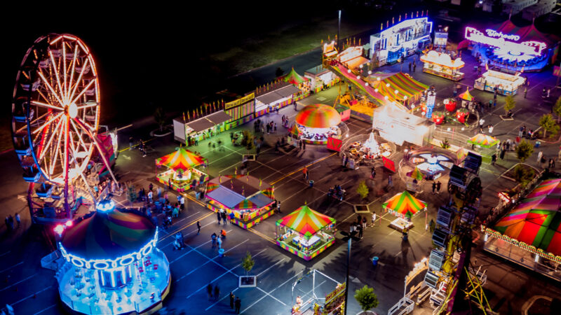 Show de dança noturna e festa em família