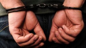 Homem preso por homicídio ao tentar embarcar em aeroporto de Santarém