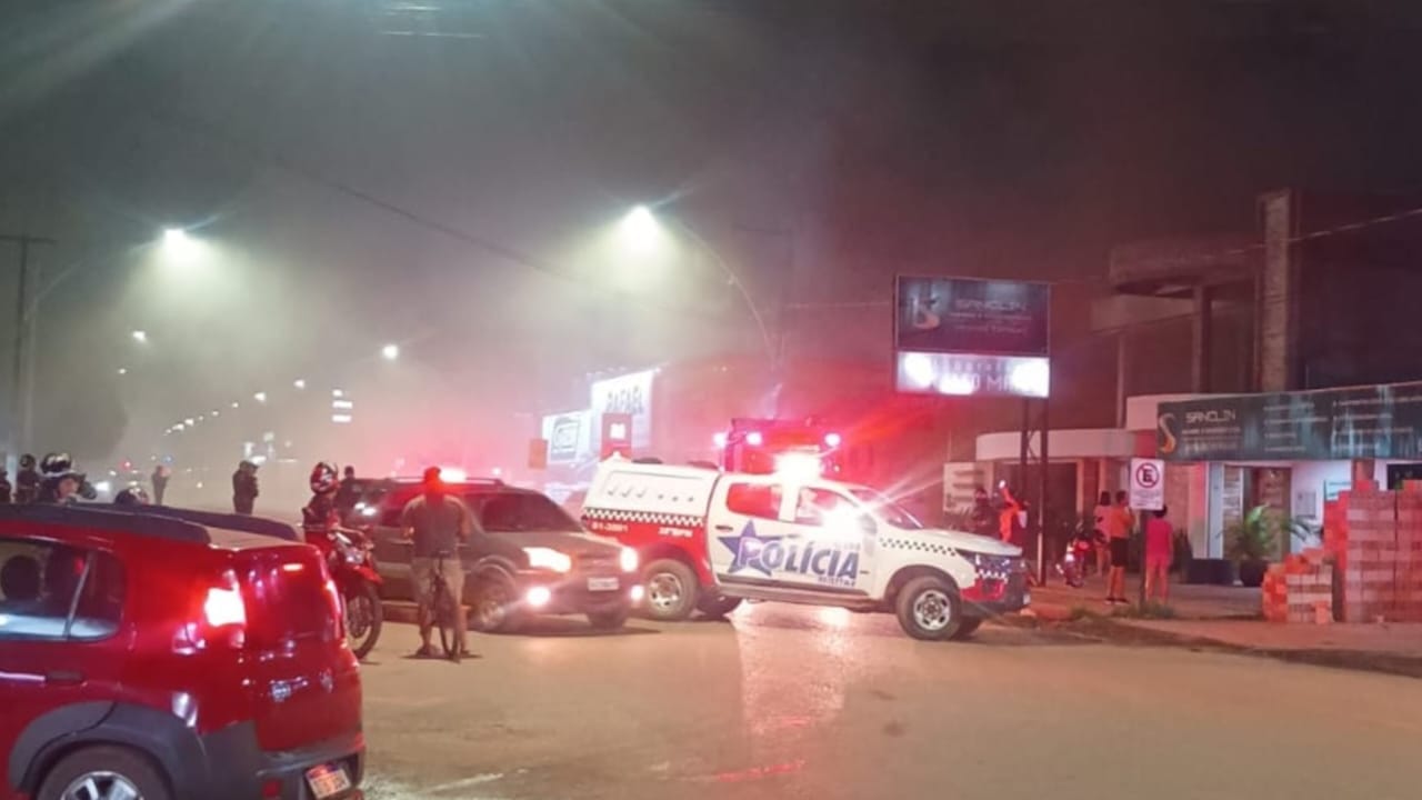Princípio de incêndio em Santarém: operação do Corpo de Bombeiros