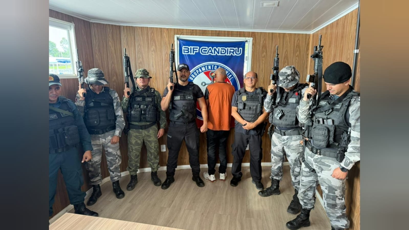 Prisão de Passageiro com mandado por homicídio em embarcação para Santarém