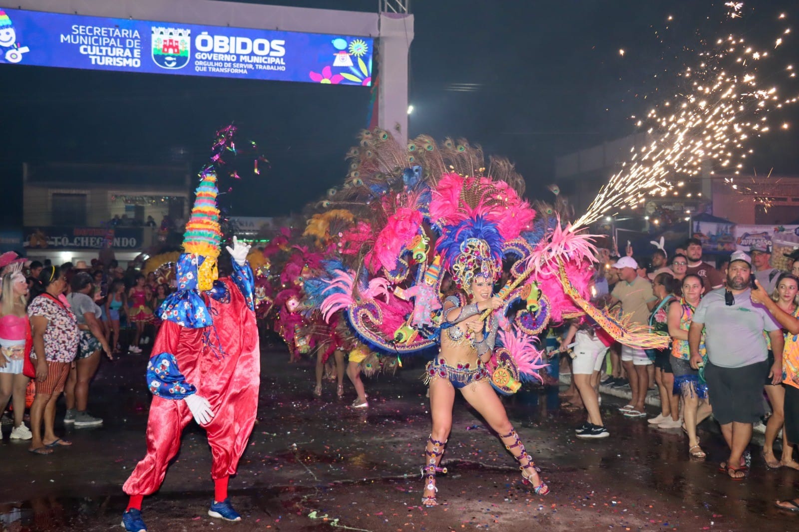 Abertura do Carnapauxis 2026: homenagem à terra do Mascarado Fobó