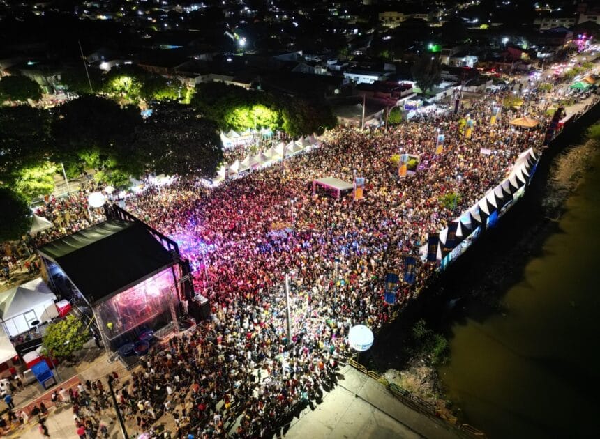 Carnaval 2026 encerra com 60 mil pessoas no Circuito Tapajônico